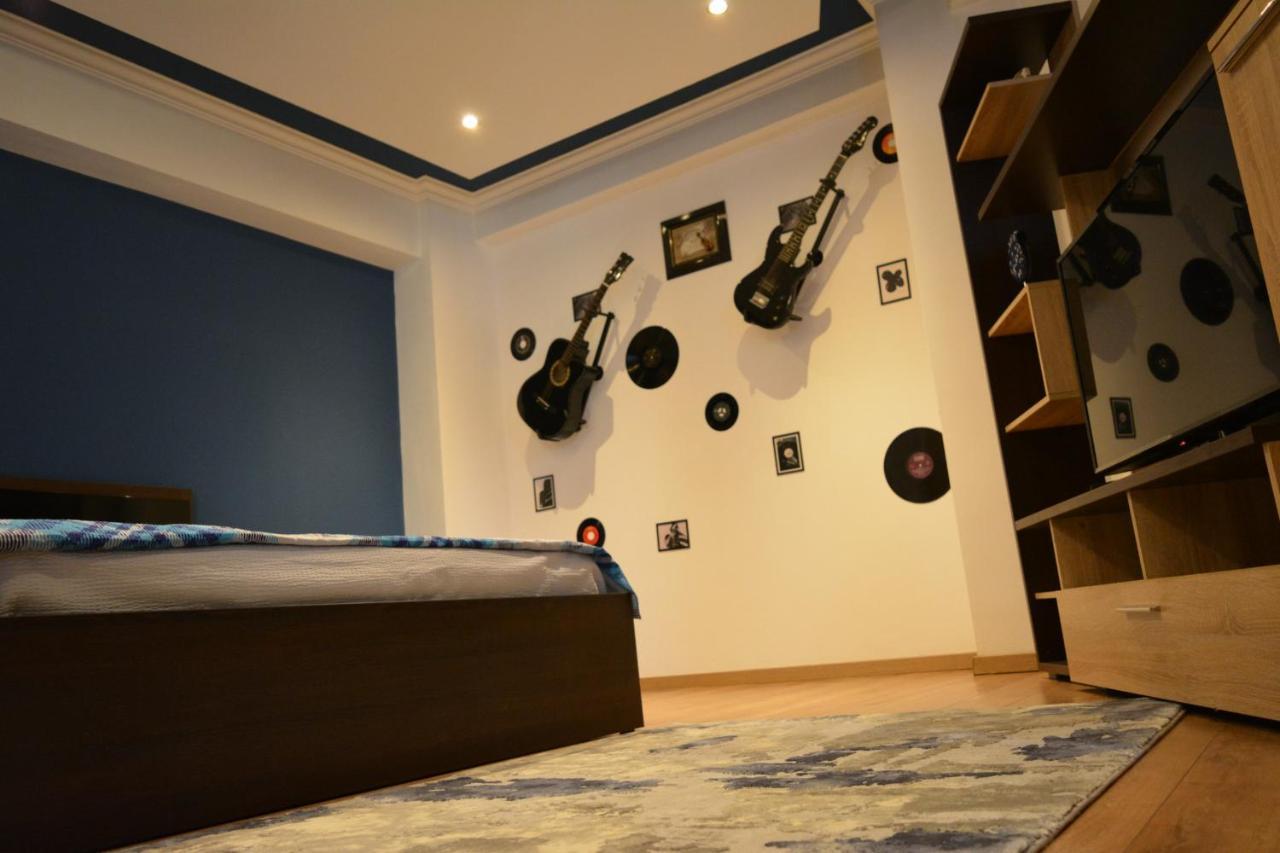 M@D Music Apartment Timişoara Buitenkant foto